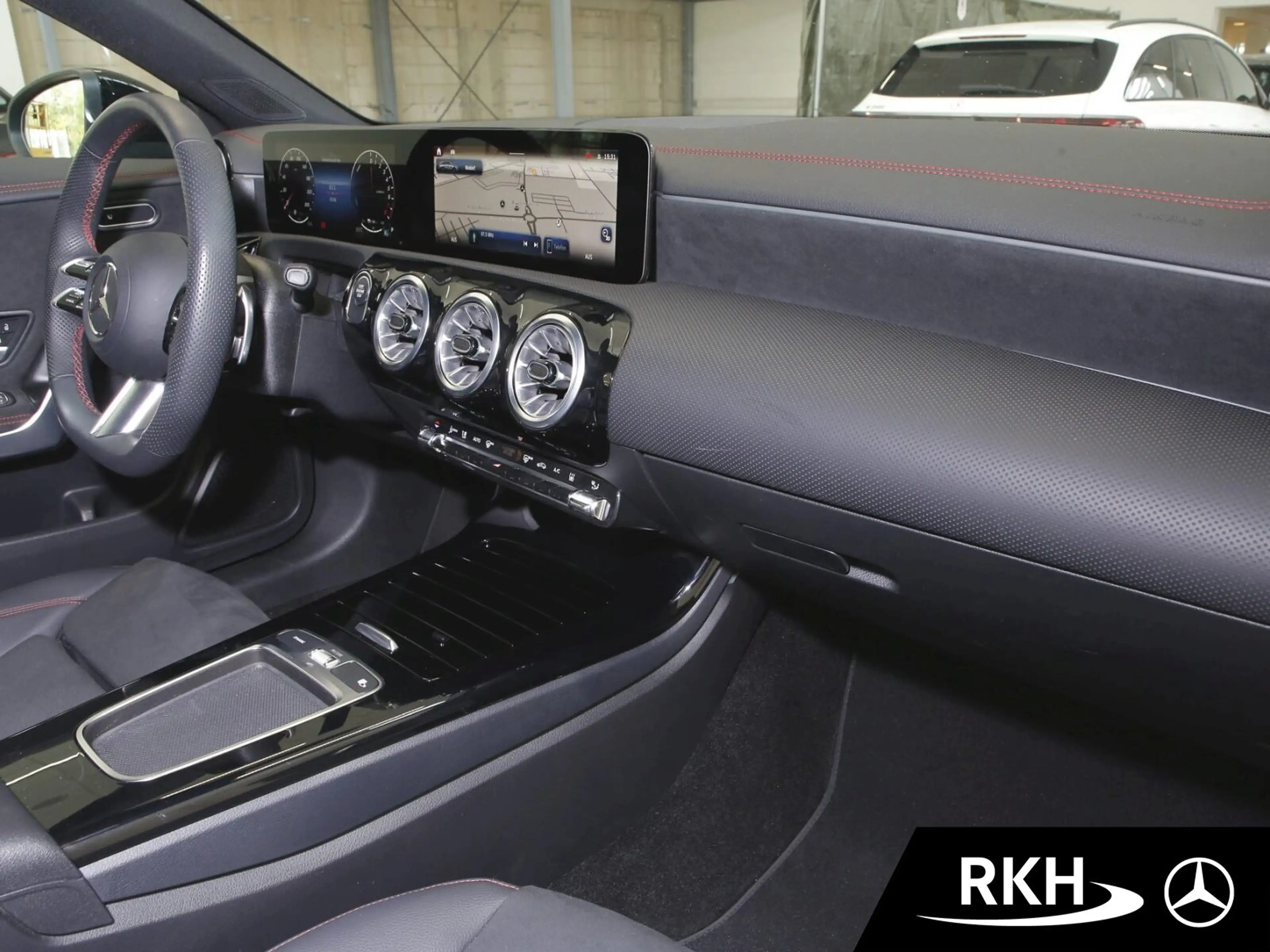 Mercedes-Benz CLA 250 CLA 250 e SB AMG/AHK/Totw./Pano/Rü-Ka/Night Navi — photo 7