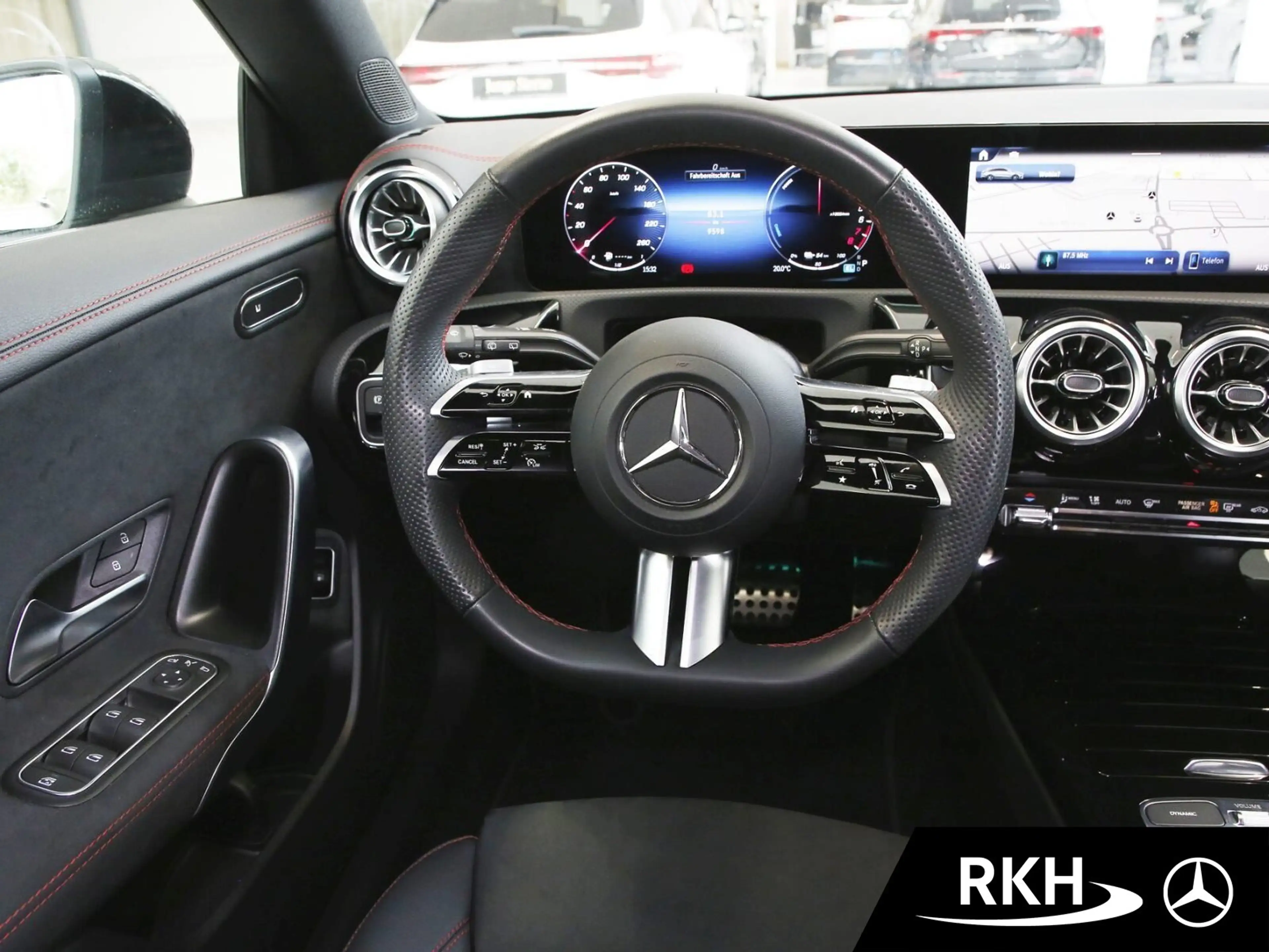 Mercedes-Benz CLA 250 CLA 250 e SB AMG/AHK/Totw./Pano/Rü-Ka/Night Navi — photo 12