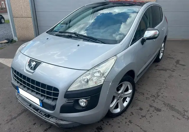 Peugeot 3008 1.6 e-HDI 112 Allure Premium Pack FULL