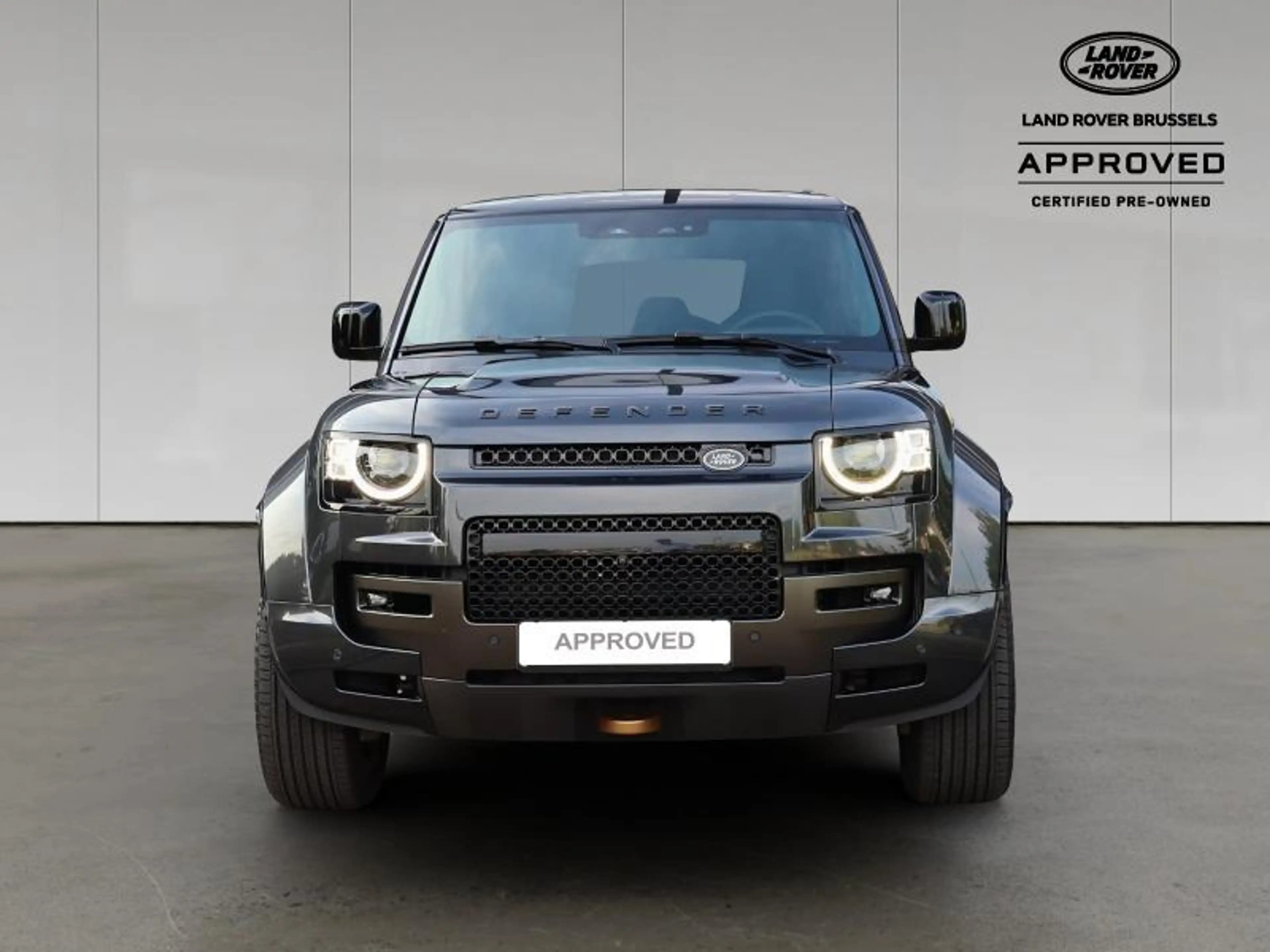 Land Rover Defender 110 P635 OCTA Edition One V8 Warranty until03/2030 — photo 6