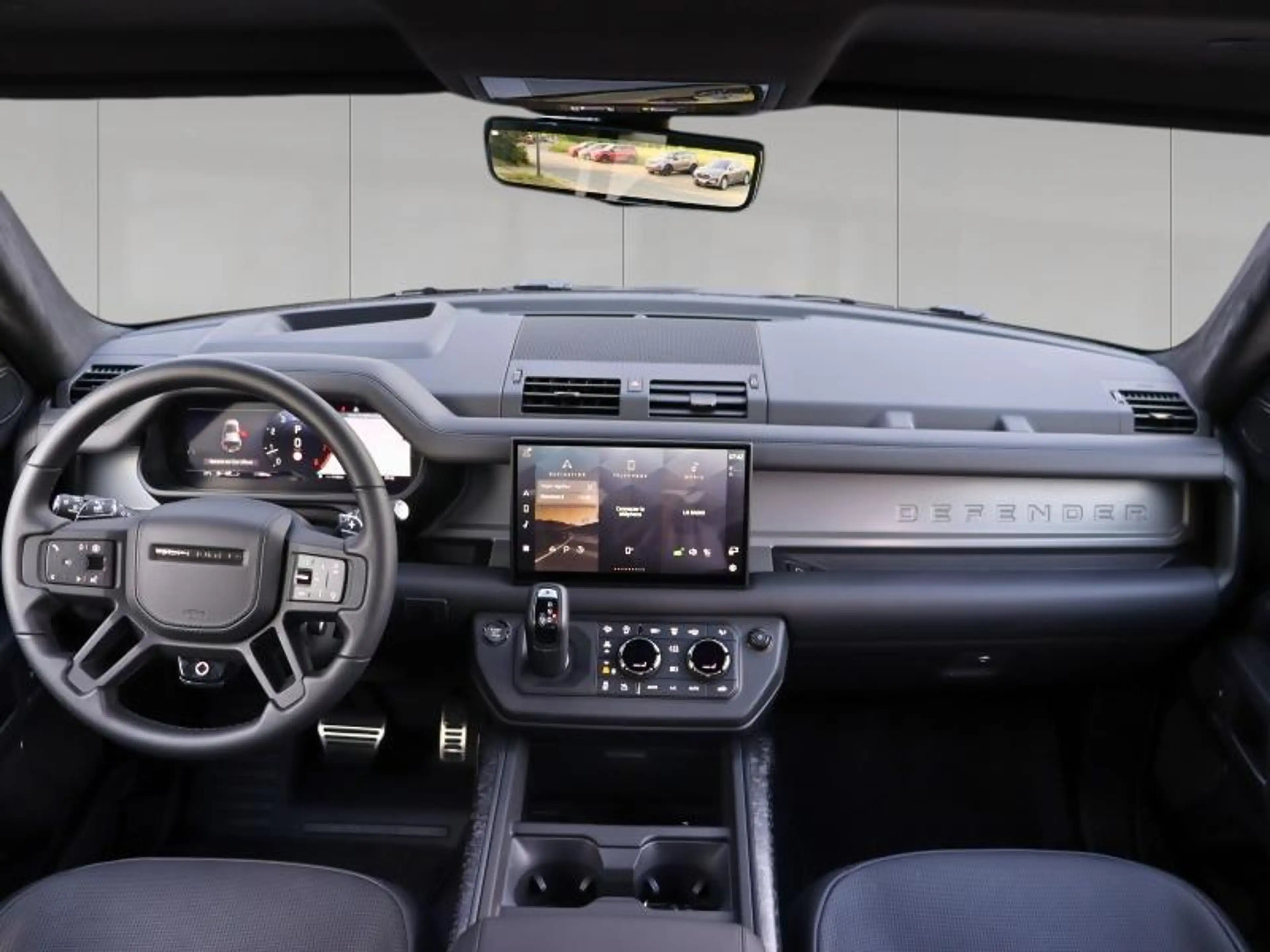 Land Rover Defender 110 P635 OCTA Edition One V8 Warranty until03/2030 — photo 4