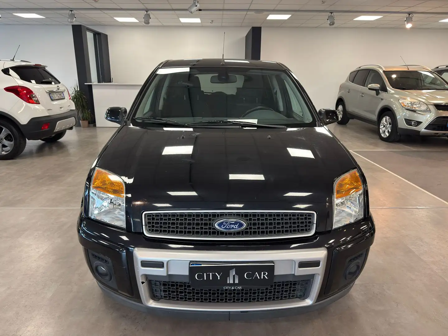 Ford Fusion Fusion 1.4 16v Titanium Schwarz - 2