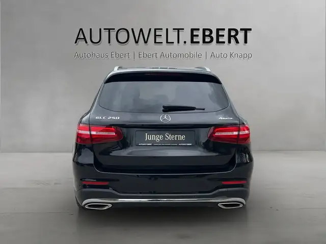 Mercedes-Benz GLC view 4