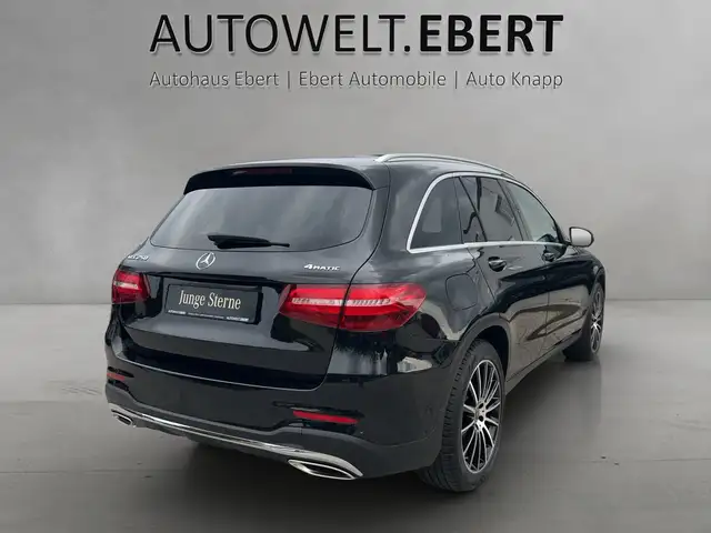 Mercedes-Benz GLC view 5