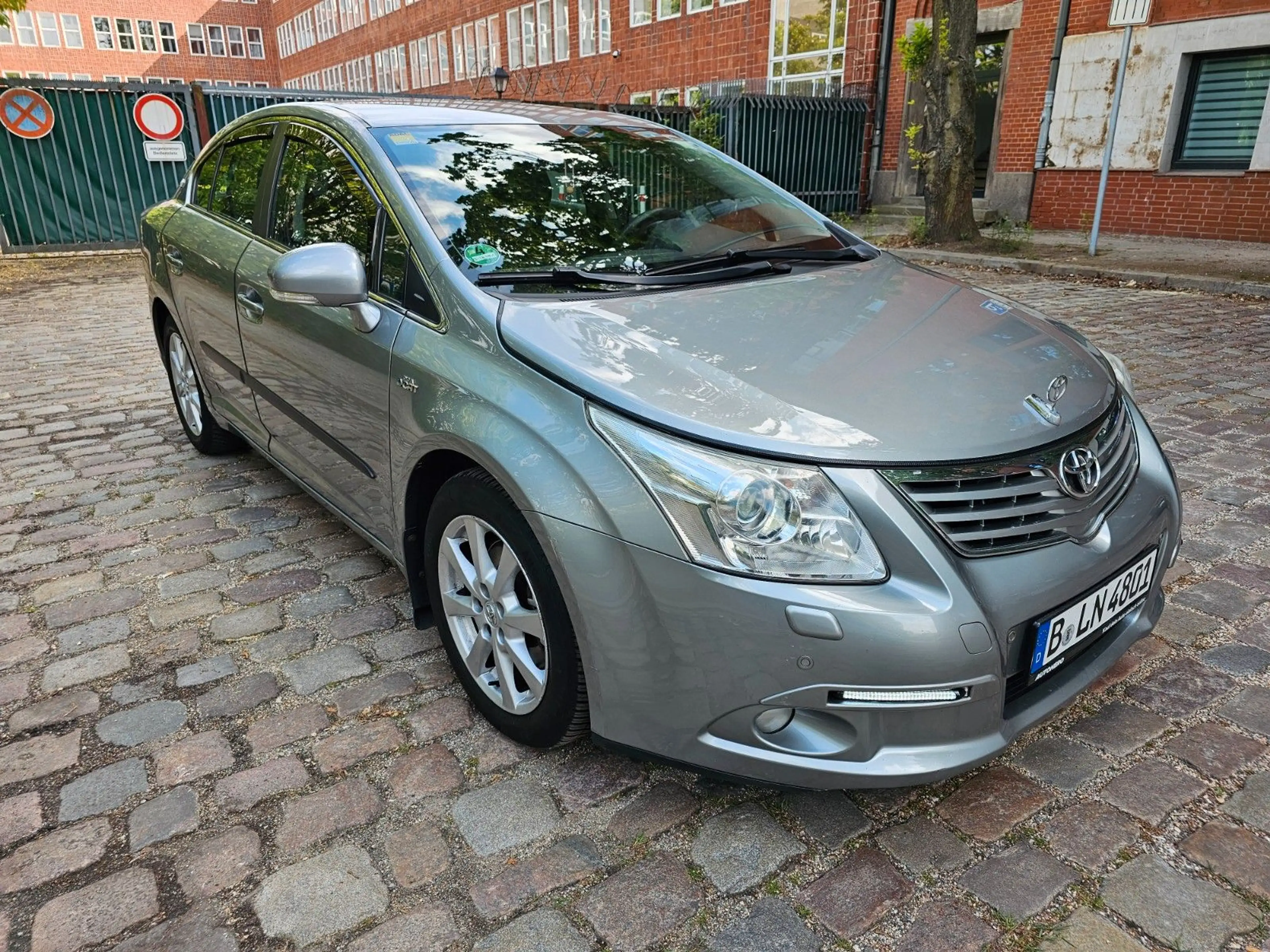 Toyota Avensis Executive Automatik — photo 3