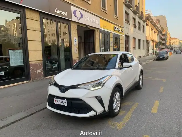 Toyota C-HR 1.8h Business e-cvt (PROMO)