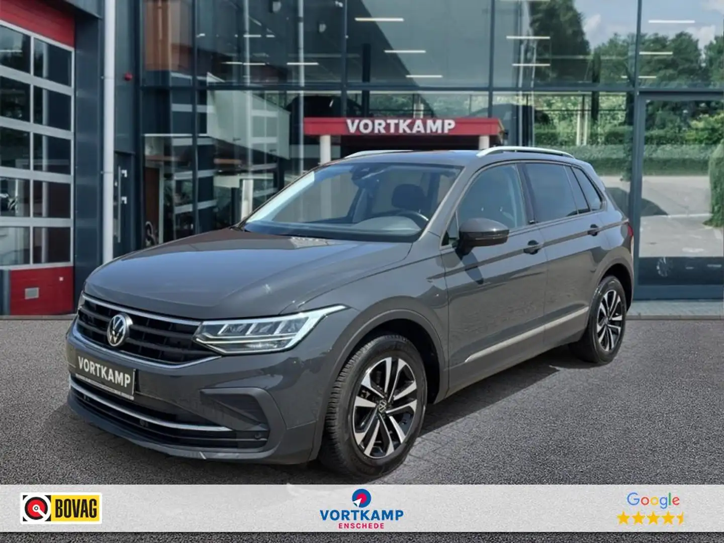 Volkswagen Tiguan 2.0 TDI DSG LIFE PANO-DAK/TREKHAAK/NAVI/CARPLAY/AC Grijs - 1