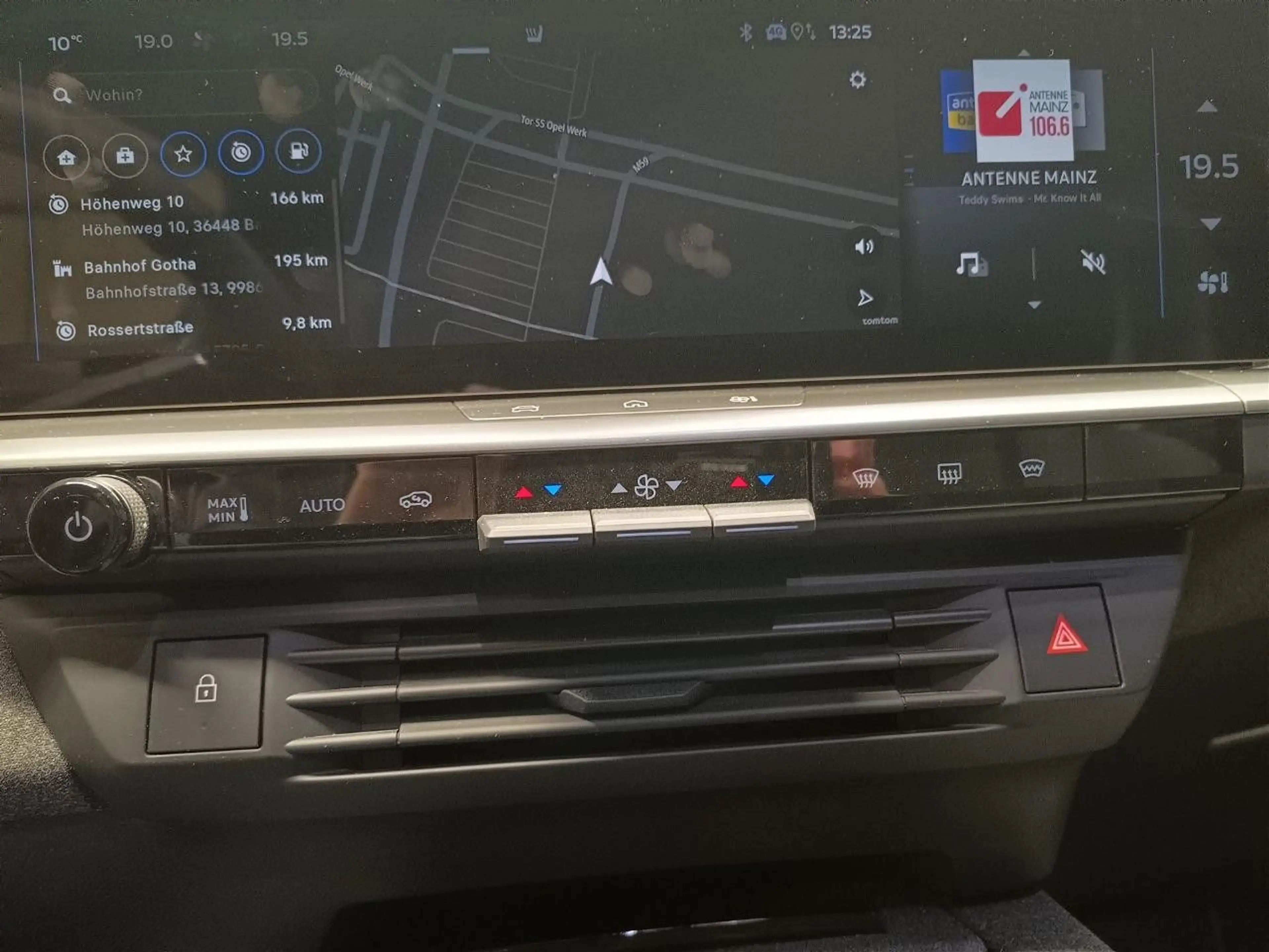 Opel Grandland X Grandland Hybrid GS 145PS 6G-DSG*AHK*HUD*MATRIX* — photo 11
