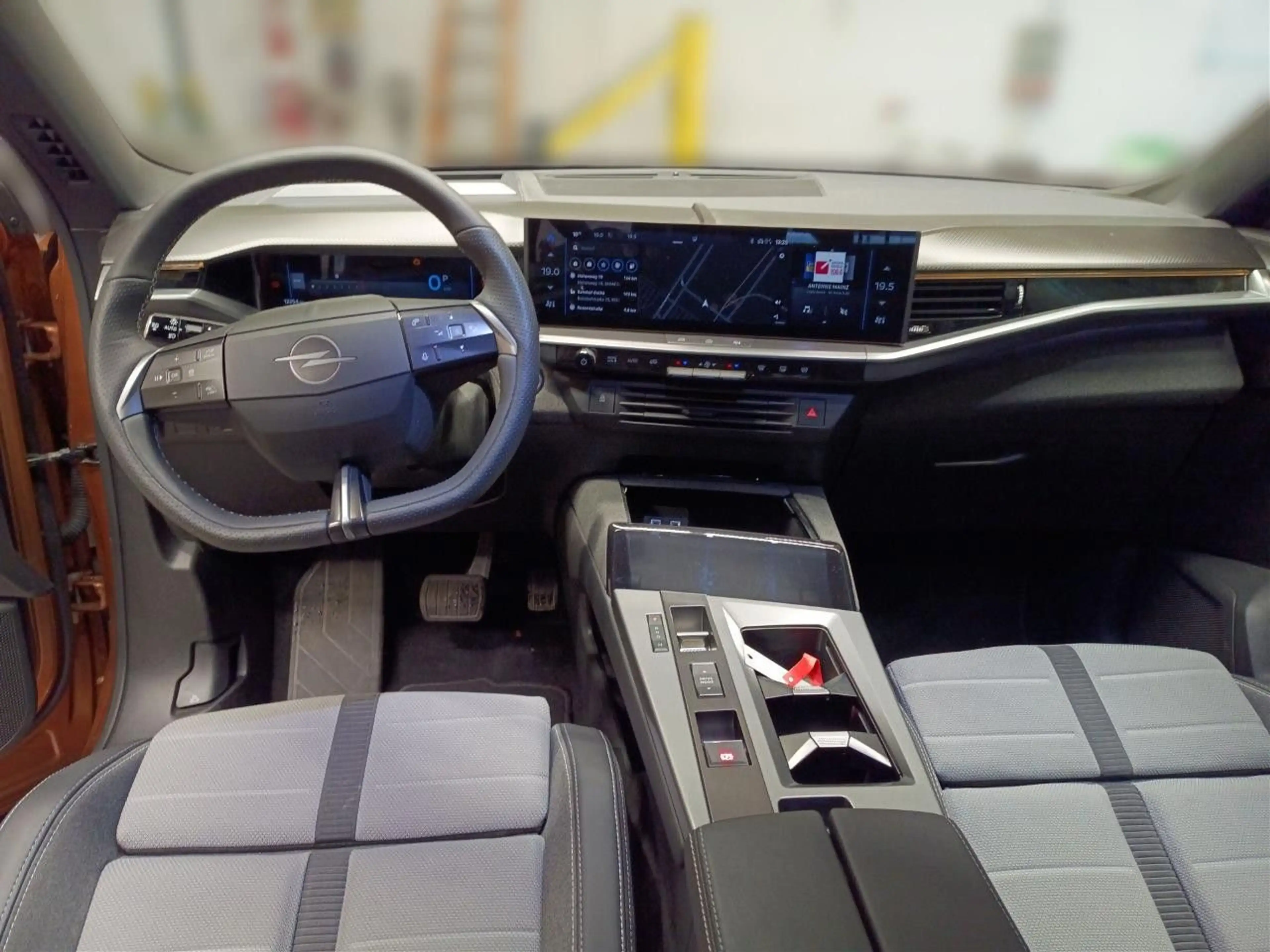 Opel Grandland X Grandland Hybrid GS 145PS 6G-DSG*AHK*HUD*MATRIX* — photo 10
