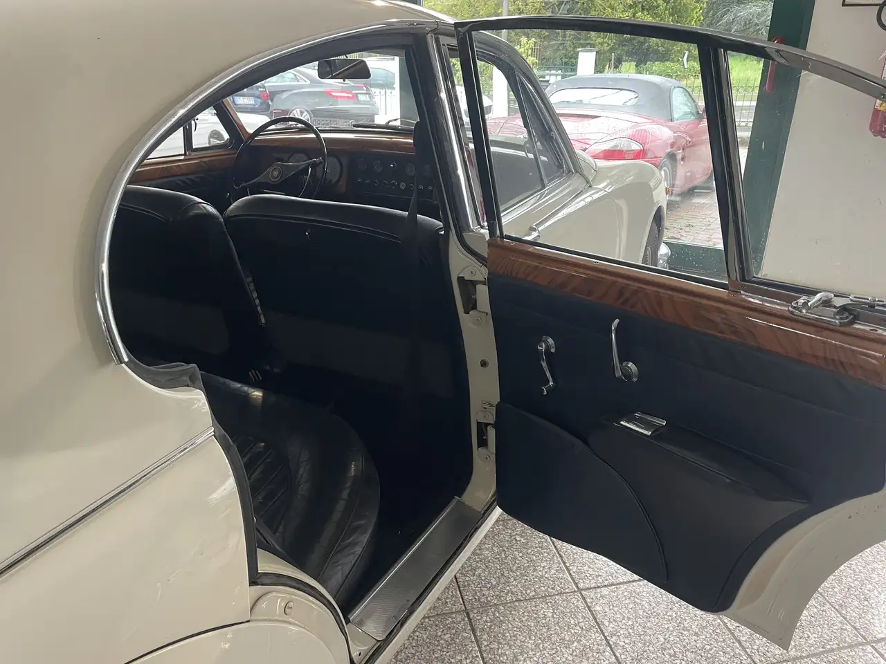 Jaguar MK II, foto 12