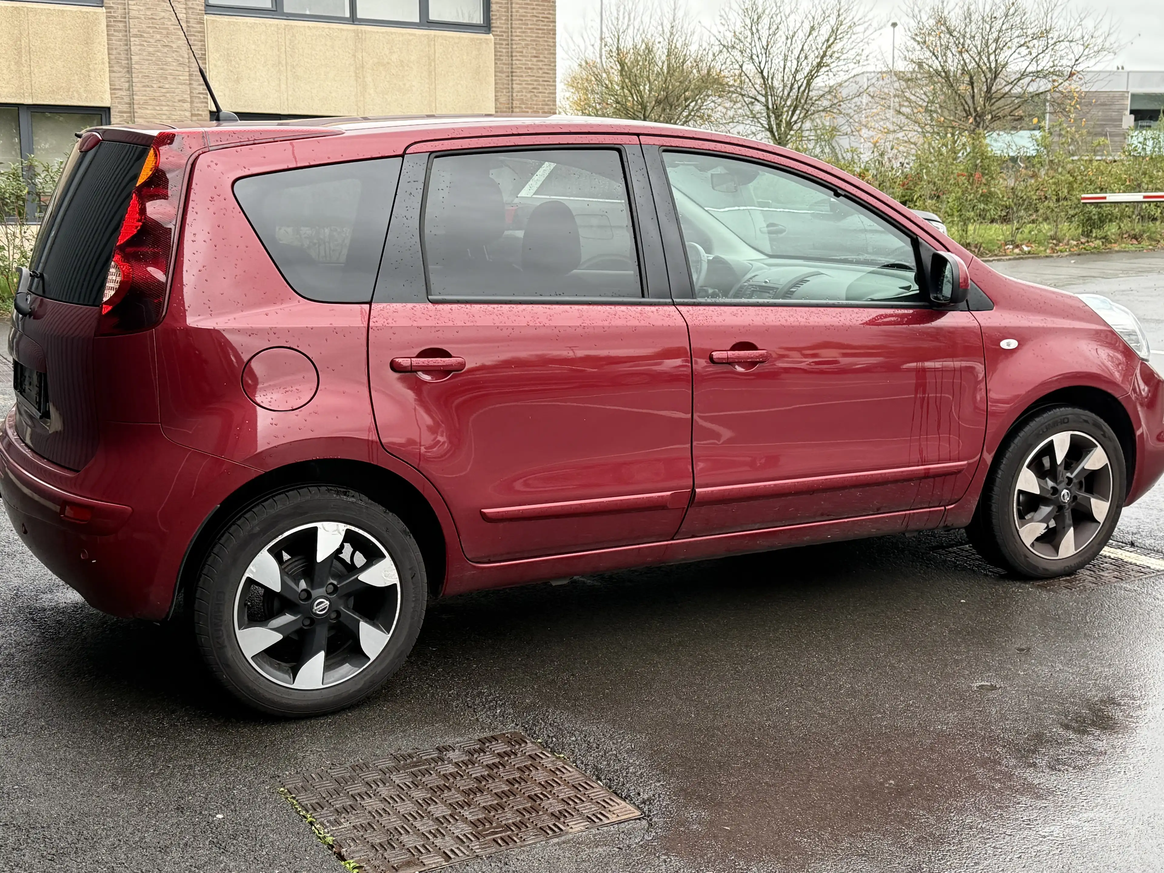Nissan Note Note 1.6i Connect Edition — photo 10