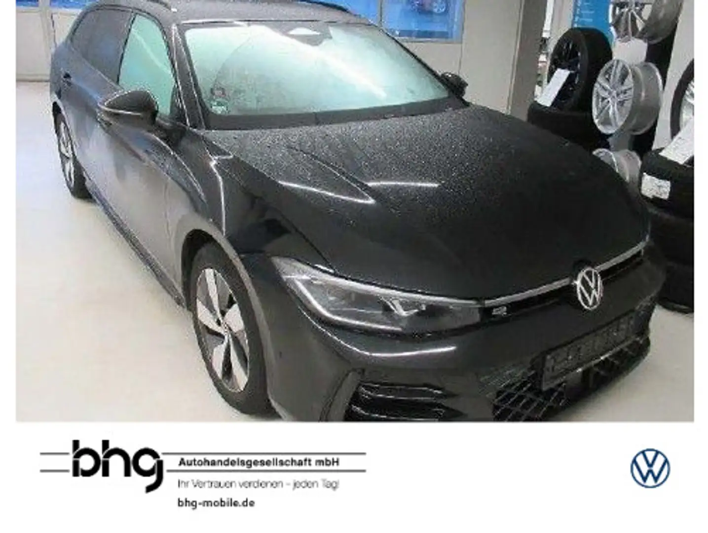 Volkswagen Passat Variant 2.0 TDI SCR 4Motion DSG R-Line Schwarz - 1