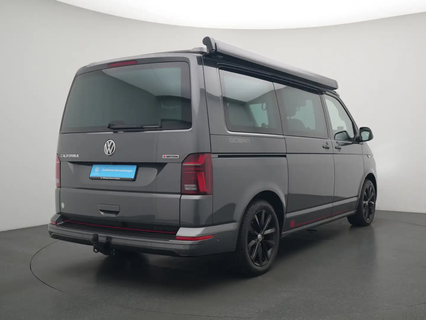 Volkswagen T6.1 California Ocean Edition 4Motion AHK NAV Grau - 2