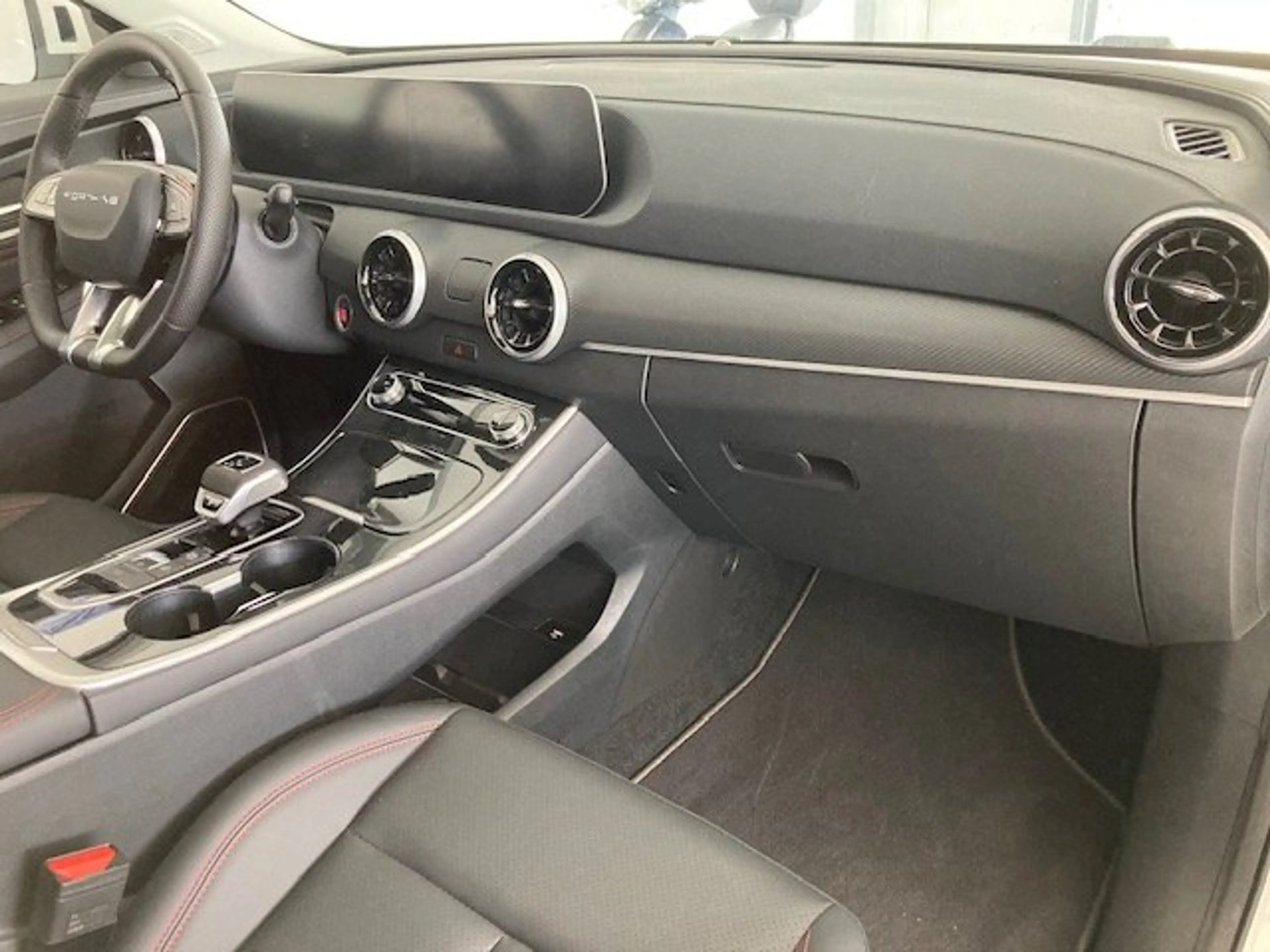 Forthing T5 Evo Forthing 5/LED/360° Kamera/SHZ/Panoramaglasdach — photo 11