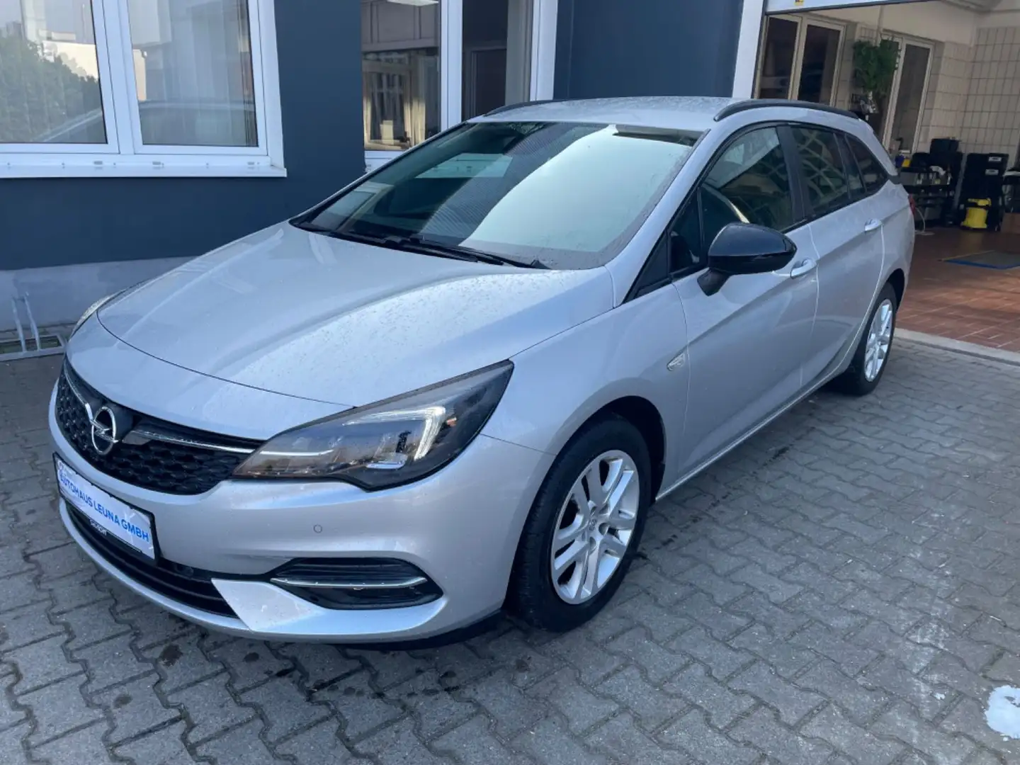 Opel Astra K Sports Kombi 130Ps NAVI/LED/WiPa/LMF Argent - 1