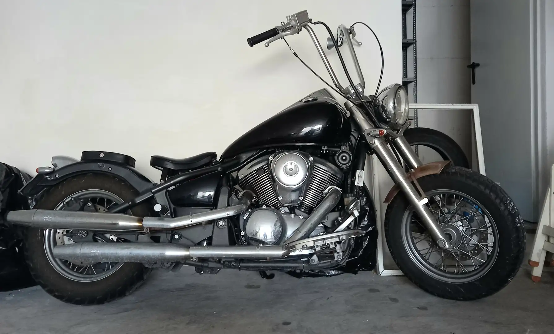 Kawasaki VN 900 Classic Negro - 1