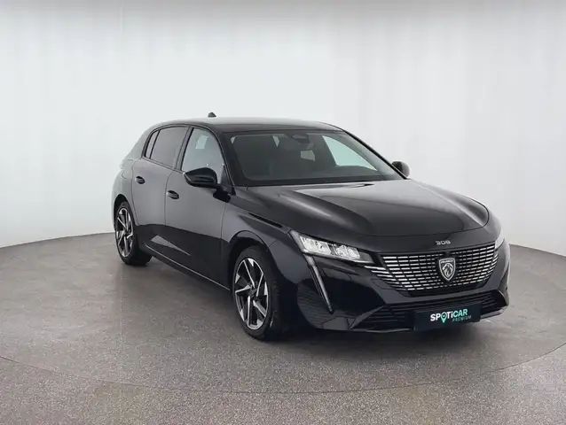 Peugeot 308 view 3