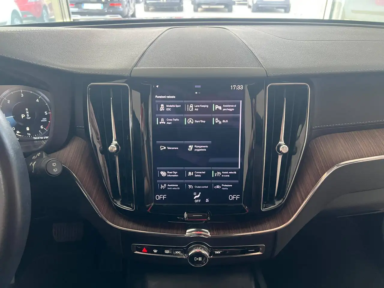 Volvo XC60 II 2018 2.0 b4 Inscription awd auto my20, миниатюра 16