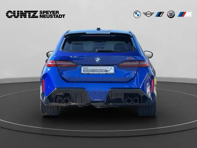 BMW M5 view 7
