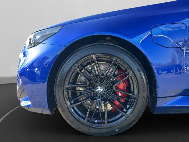 BMW M5 view 12