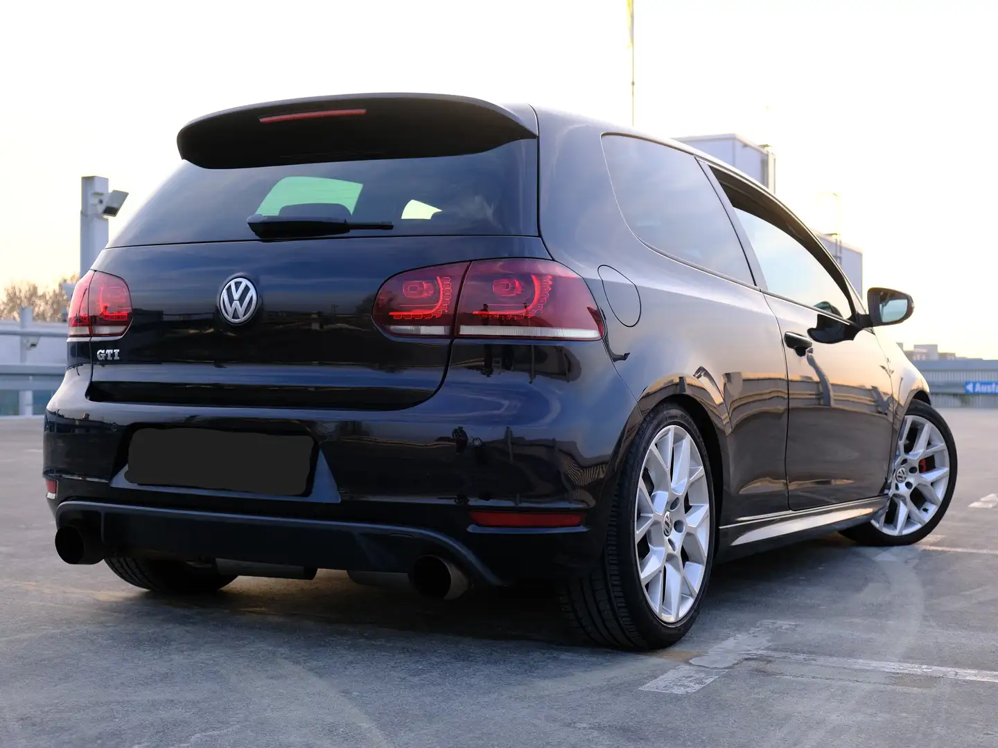 Volkswagen Golf GTI 2.0 Edition 35 - 2