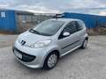 Peugeot 107 107 Junior 1,0 12V Junior Silber - thumbnail 2