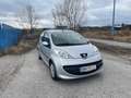 Peugeot 107 107 Junior 1,0 12V Junior Silber - thumbnail 3