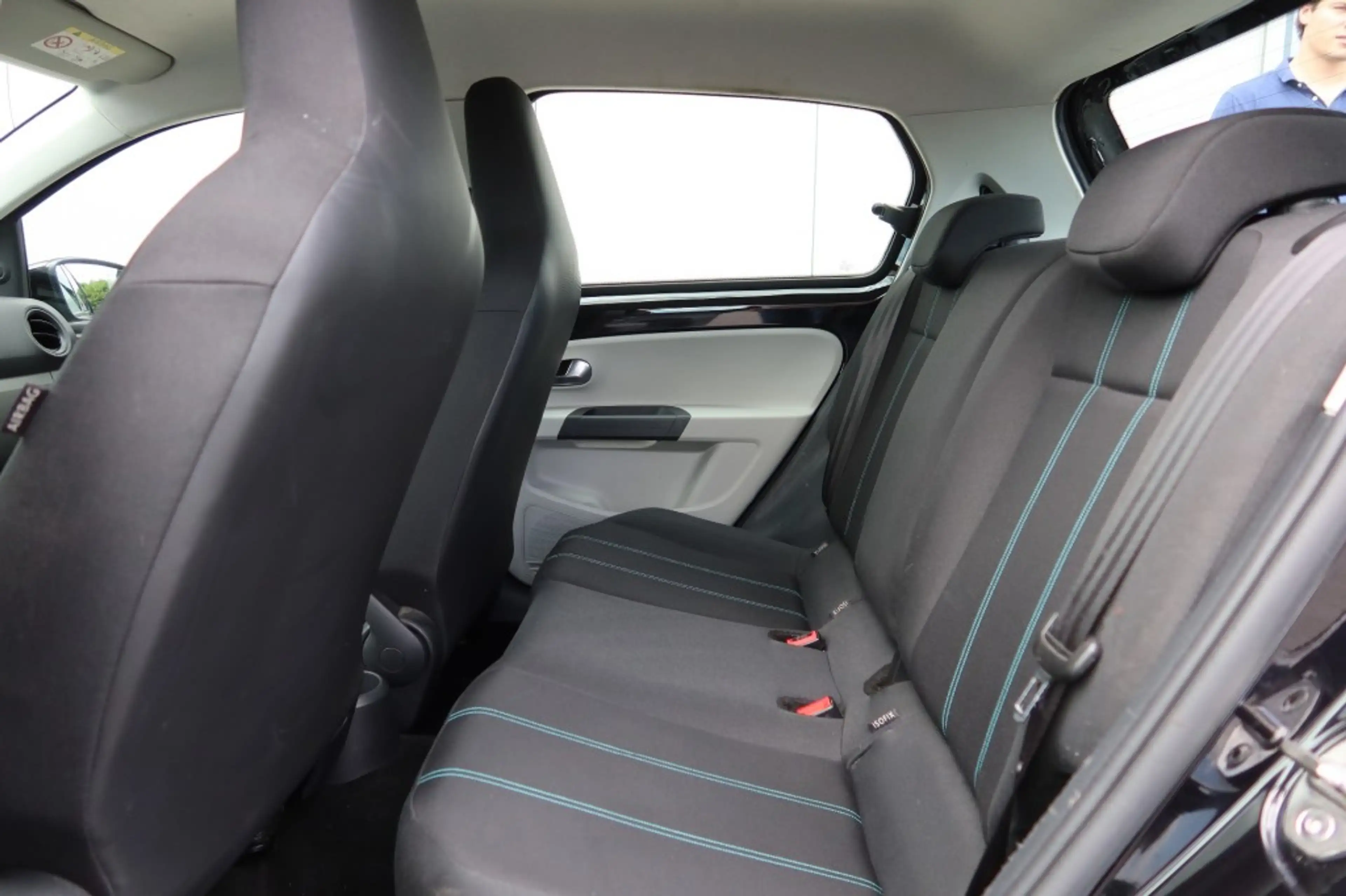 SEAT Mii 1.0 FR Connect Airco — photo 10