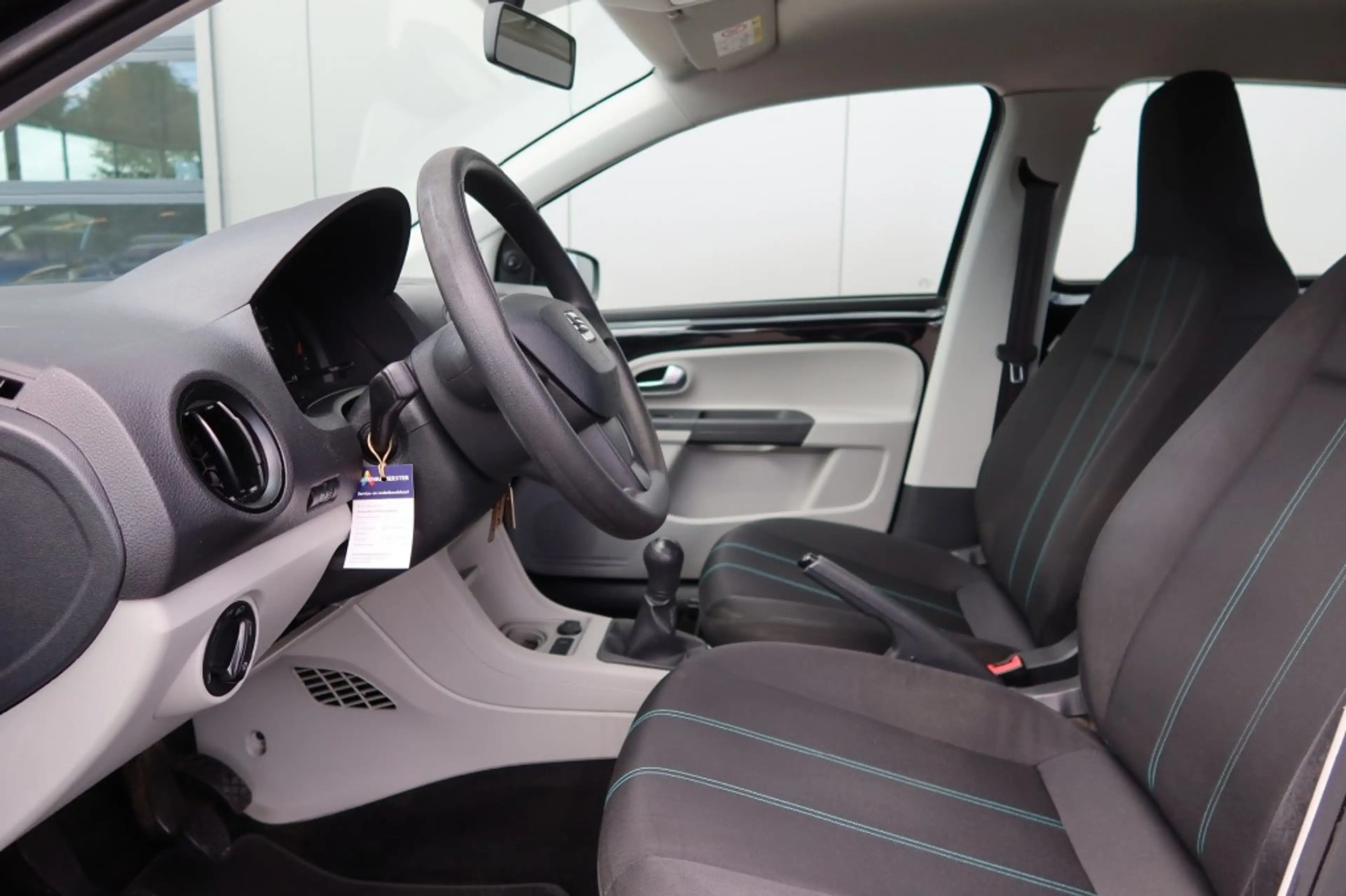 SEAT Mii 1.0 FR Connect Airco — photo 5