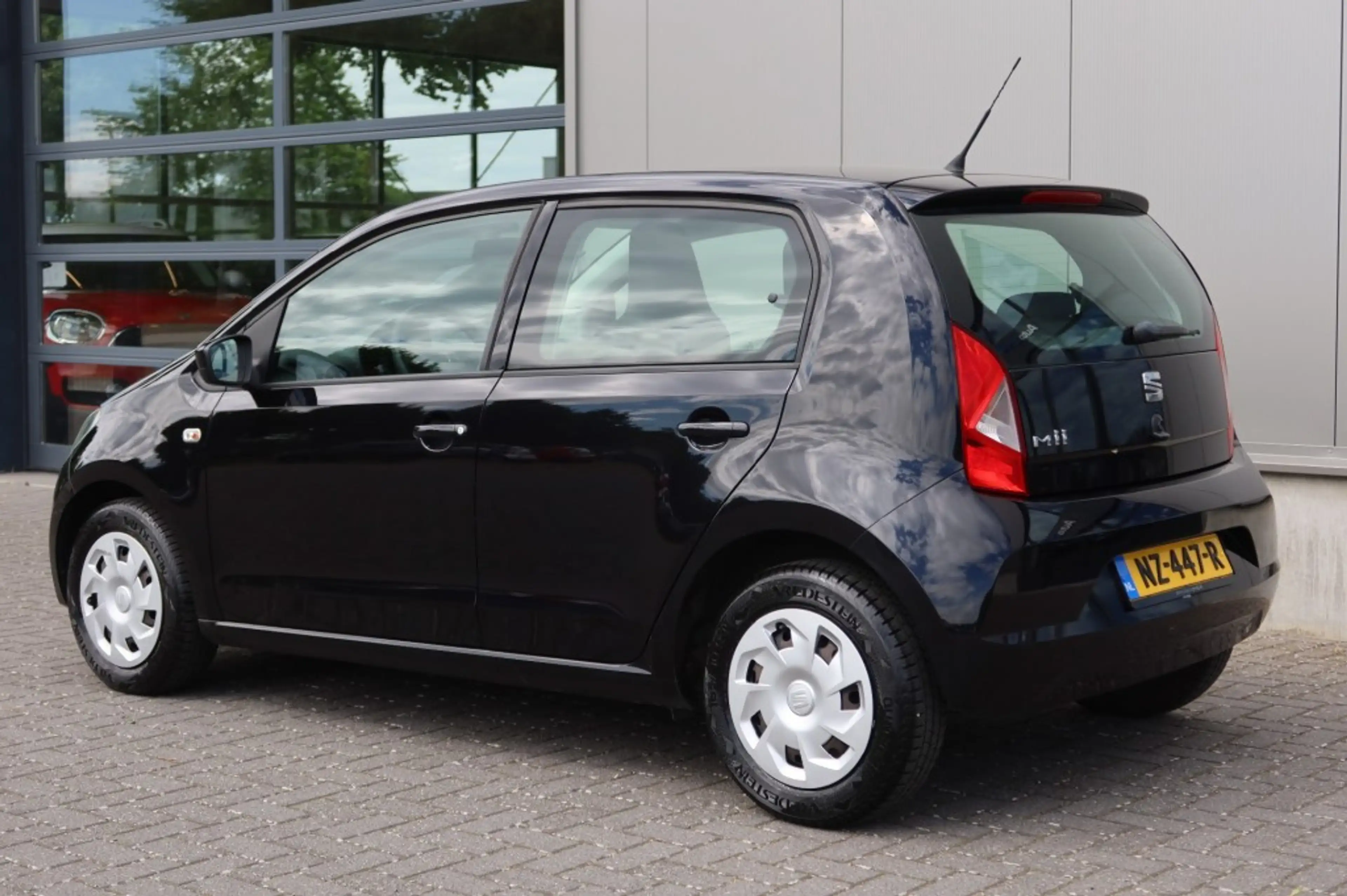 SEAT Mii 1.0 FR Connect Airco — photo 4