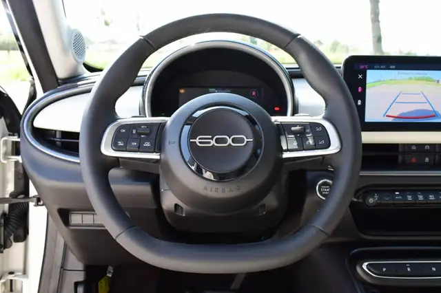 Fiat 600 view 24