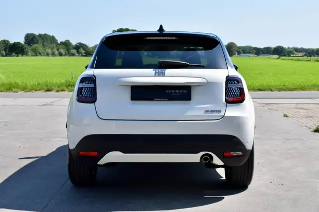 Fiat 600 view 6