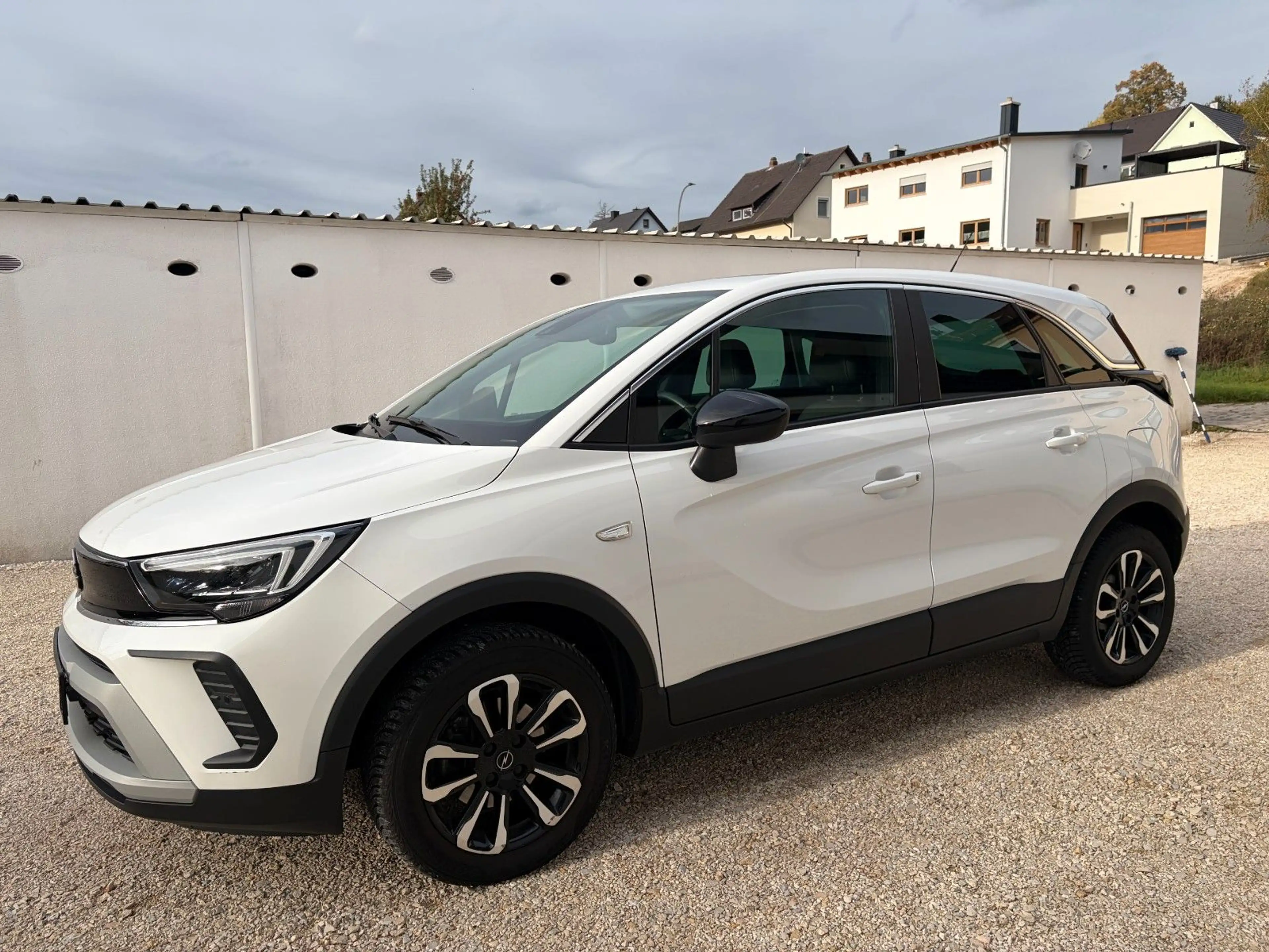 Opel Crossland X Elegance Automatik 1.2 Turbo — photo 5