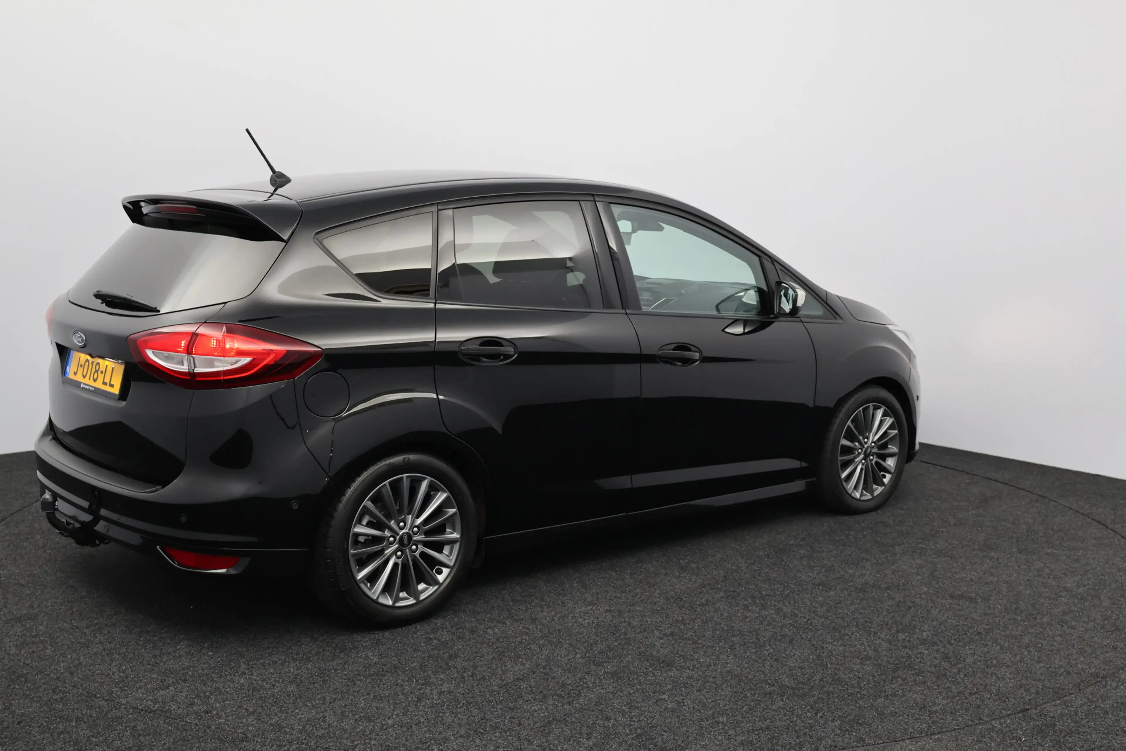 Ford C-Max 1.0 Titanium Sport/ 17'' LMV/ Bi-Xenon/ Voorruitve — photo 11