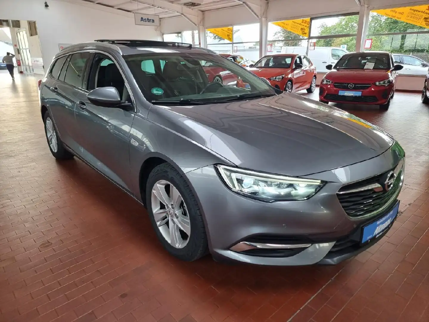 Opel Insignia Innovation Pano Navi Pro Winterpak. Park&Go Easy A - 2