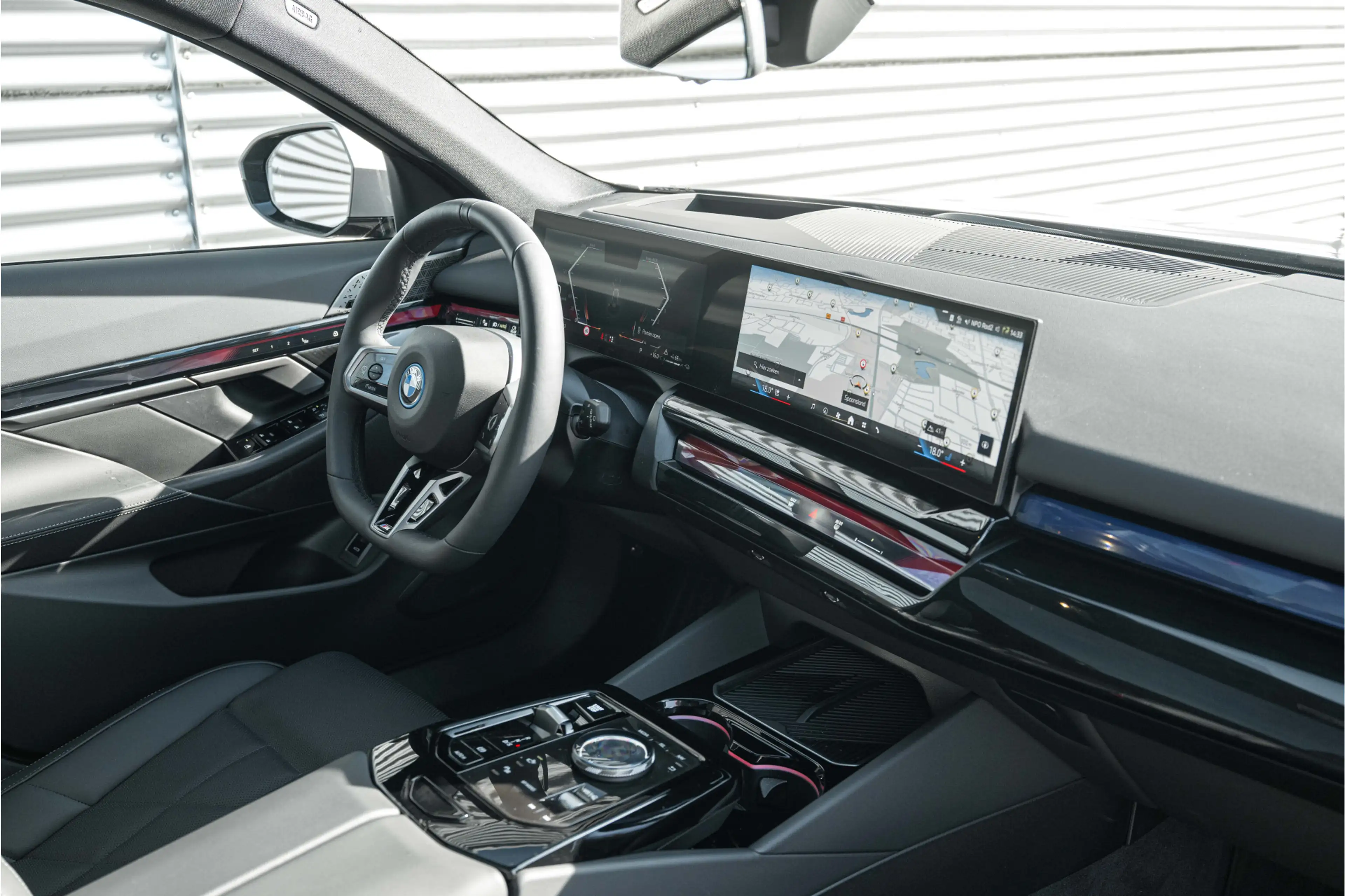 BMW 530 5 Serie Touring 530e M Sport Automaat / Panoramada — photo 11
