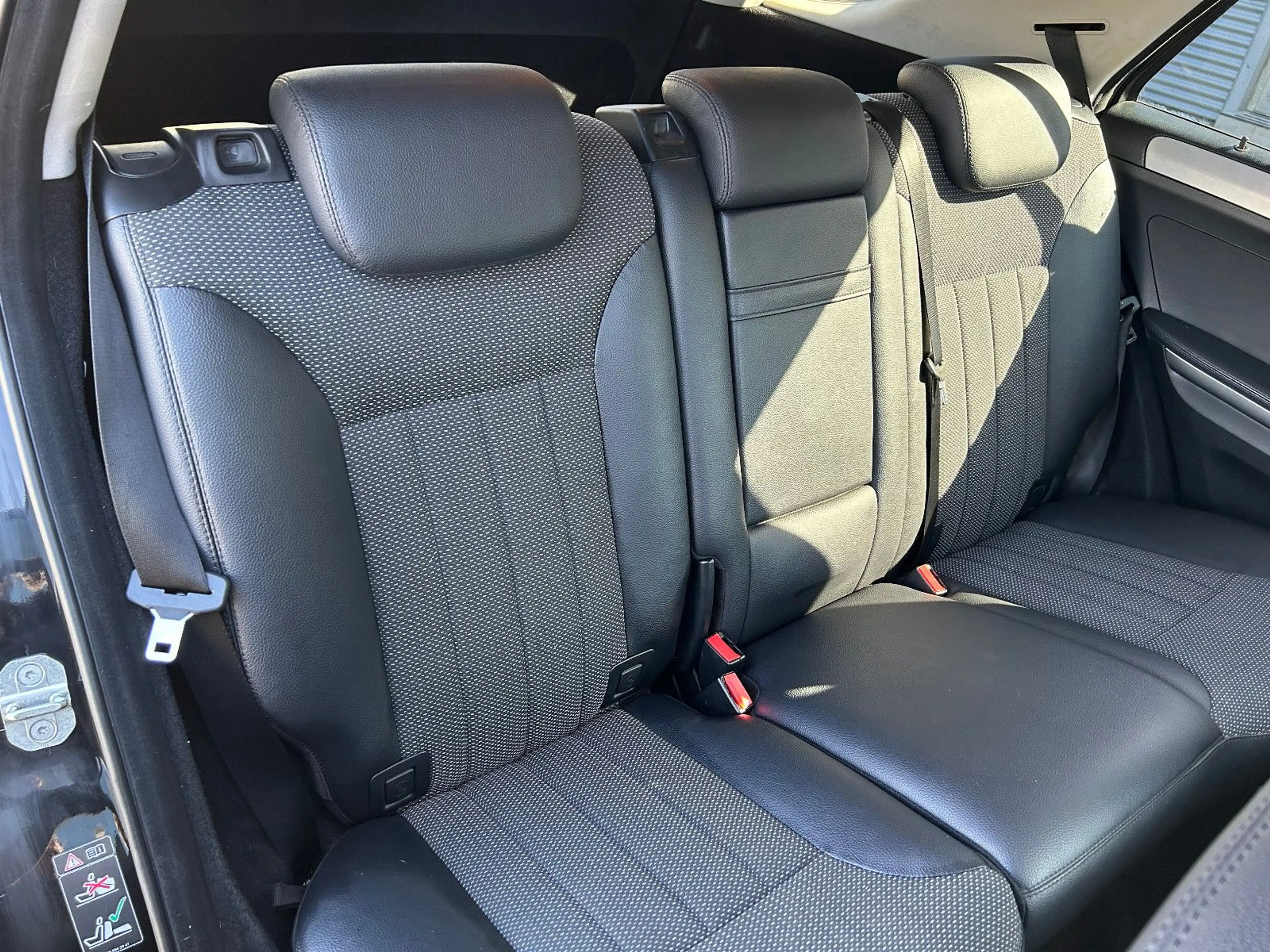 Mercedes-Benz ML 280 CDI/AHK/NAVI/BI-XENON/ALU/PDC/EURO 4// — photo 10
