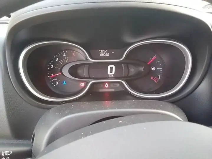 Renault Trafic 2022, foto 8