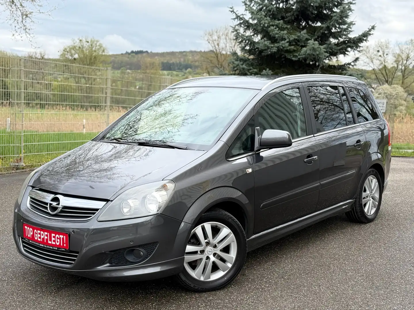 Opel Zafira 1.8-TOP GEPFLEGT-TÜV/AU NEU-7 SITZER Grau - 2