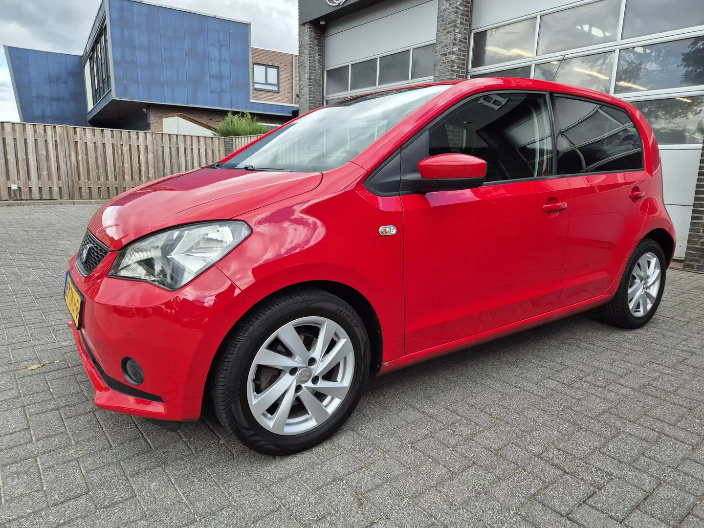 SEAT Mii 1.0 Style Sport Rood - 2