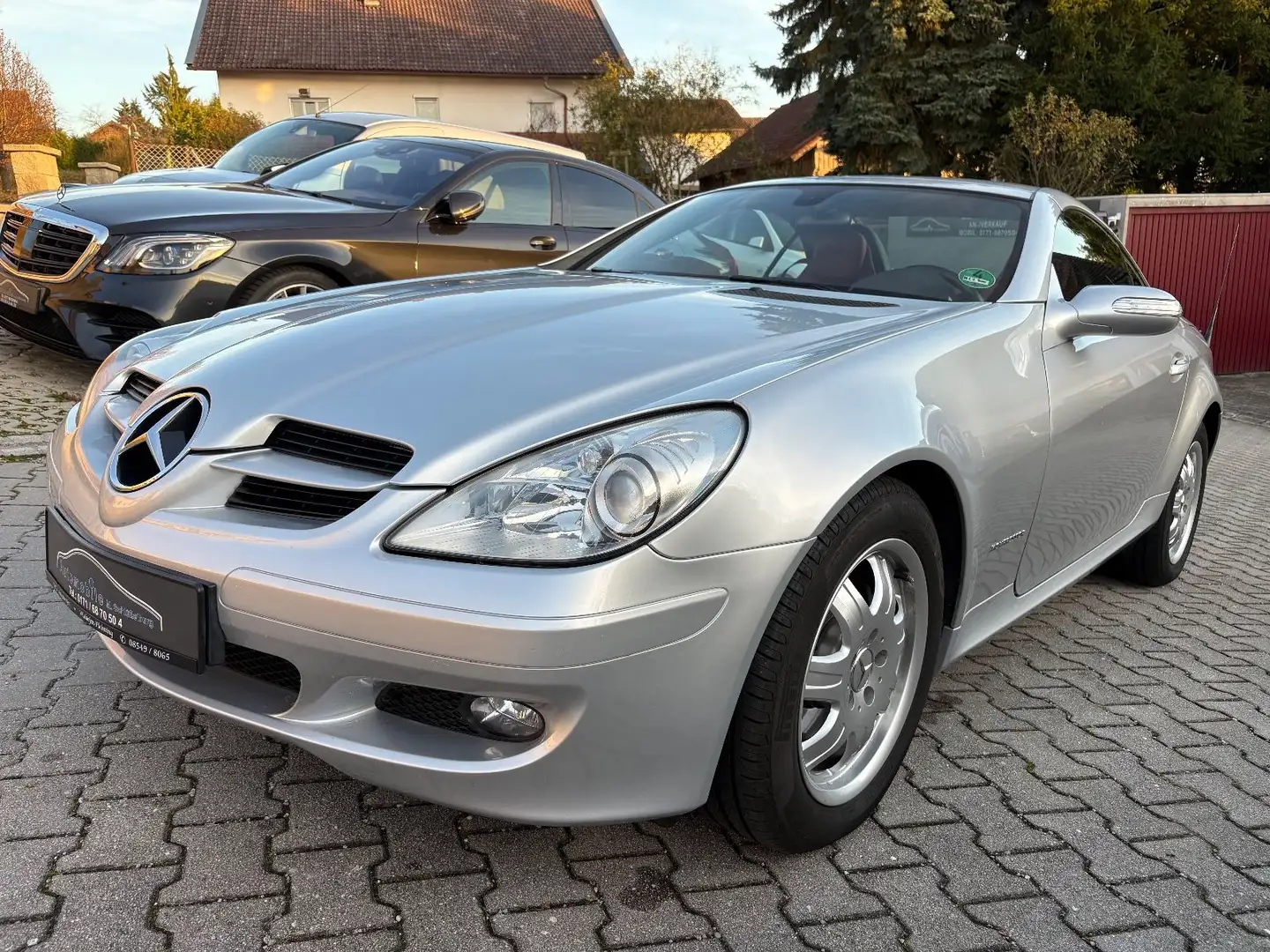 Mercedes-Benz SLK 200 Kompressor | sehr gepflegt | Tüv Neu Silber - 1