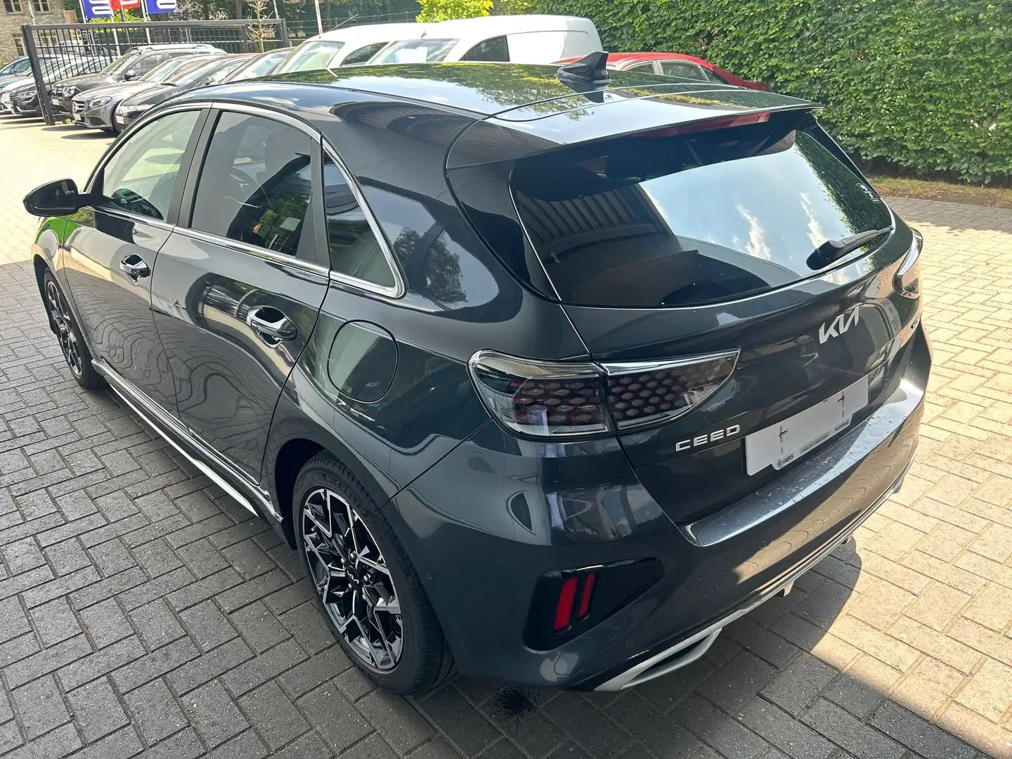 Kia Ceed / cee'd 1.0 T-GDi Pulse ISG -€1000 JUNI ACTIE Grijs - 2