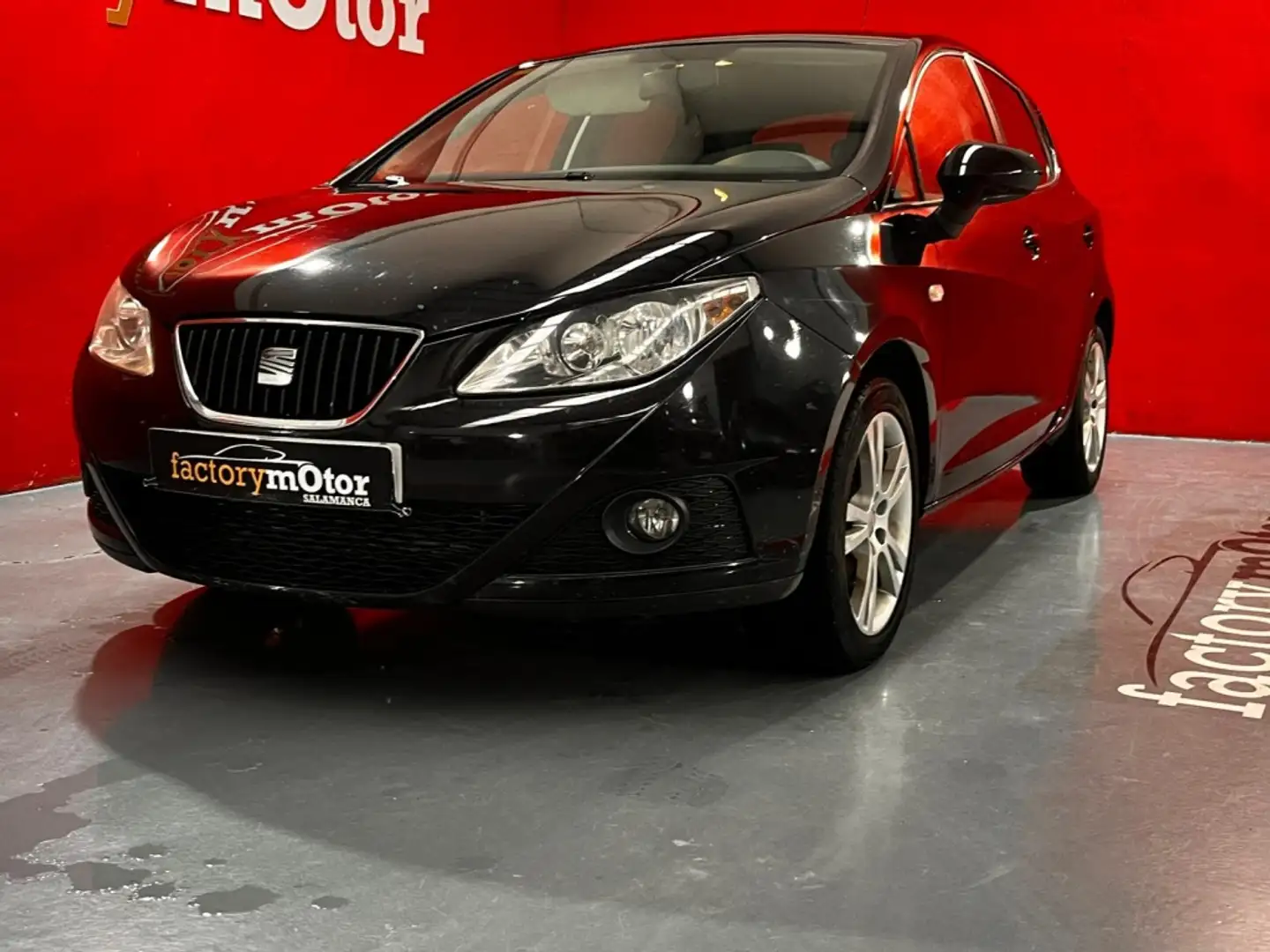 SEAT Ibiza 1.6TDI CR Good Stuff DPF Noir - 2