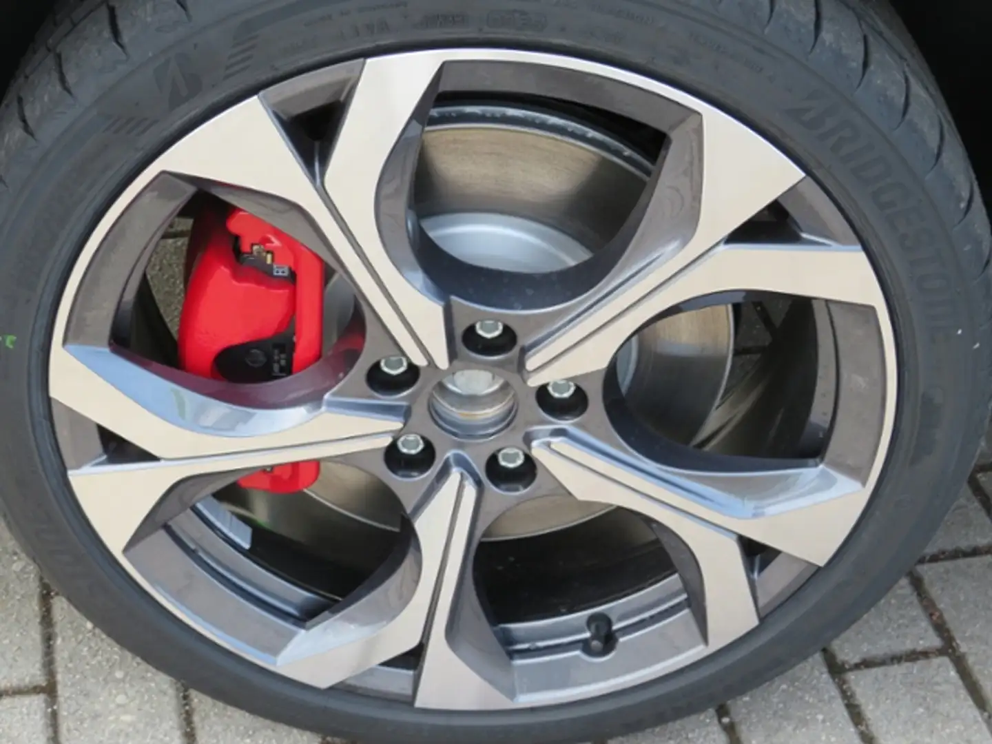 Skoda Octavia Combi 2.0 TSI 195 kW RS DSG Weiß - 2