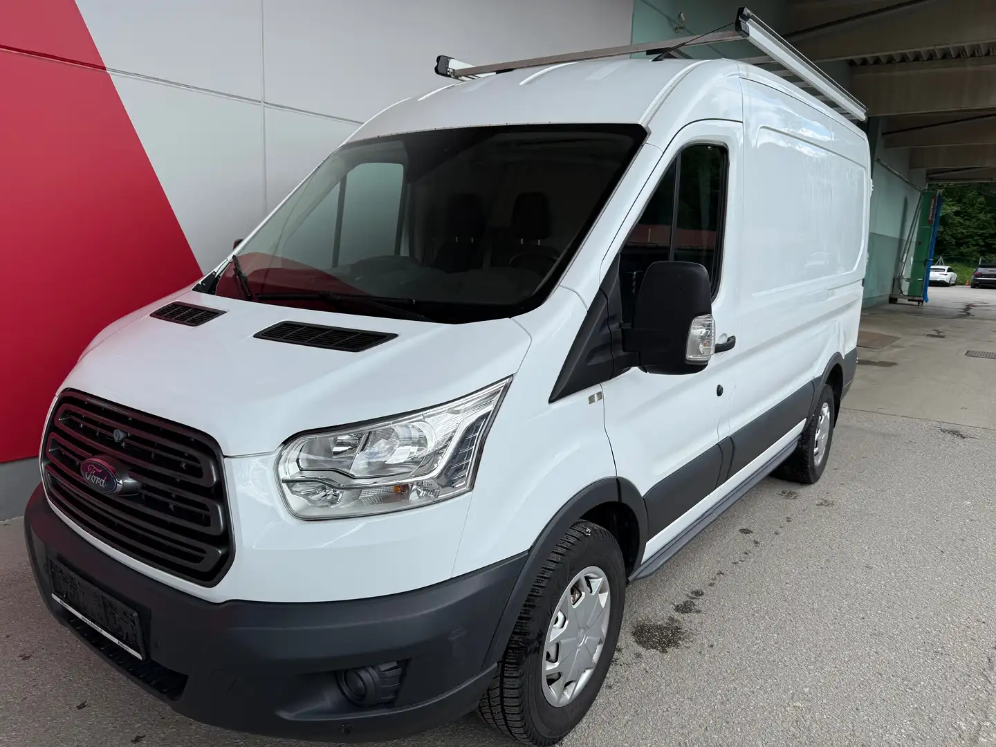 Ford Transit 330 L2 Trend Weiß - 1