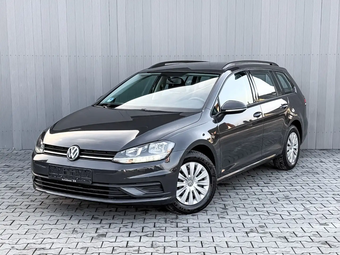 Volkswagen Golf VII 1.0 TSI NAVI|LED|PDC|AHK|SERVICE bei VW Gris - 1