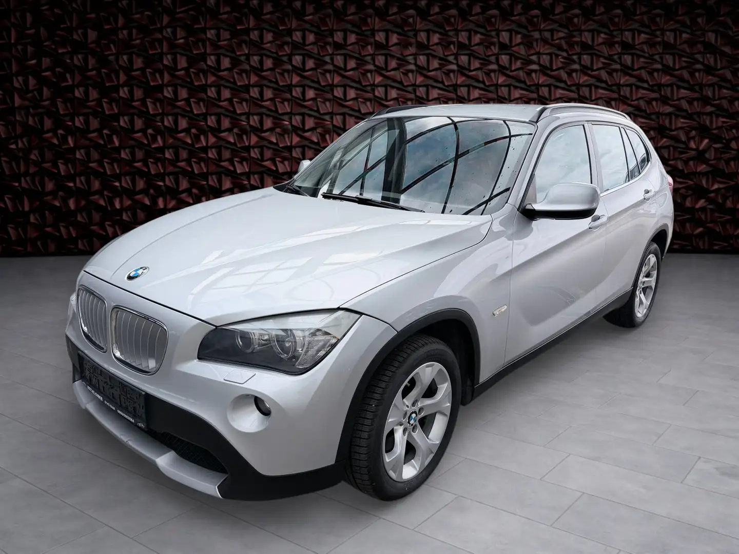 BMW X1 X1 xDrive23d Aut. Grau - 1