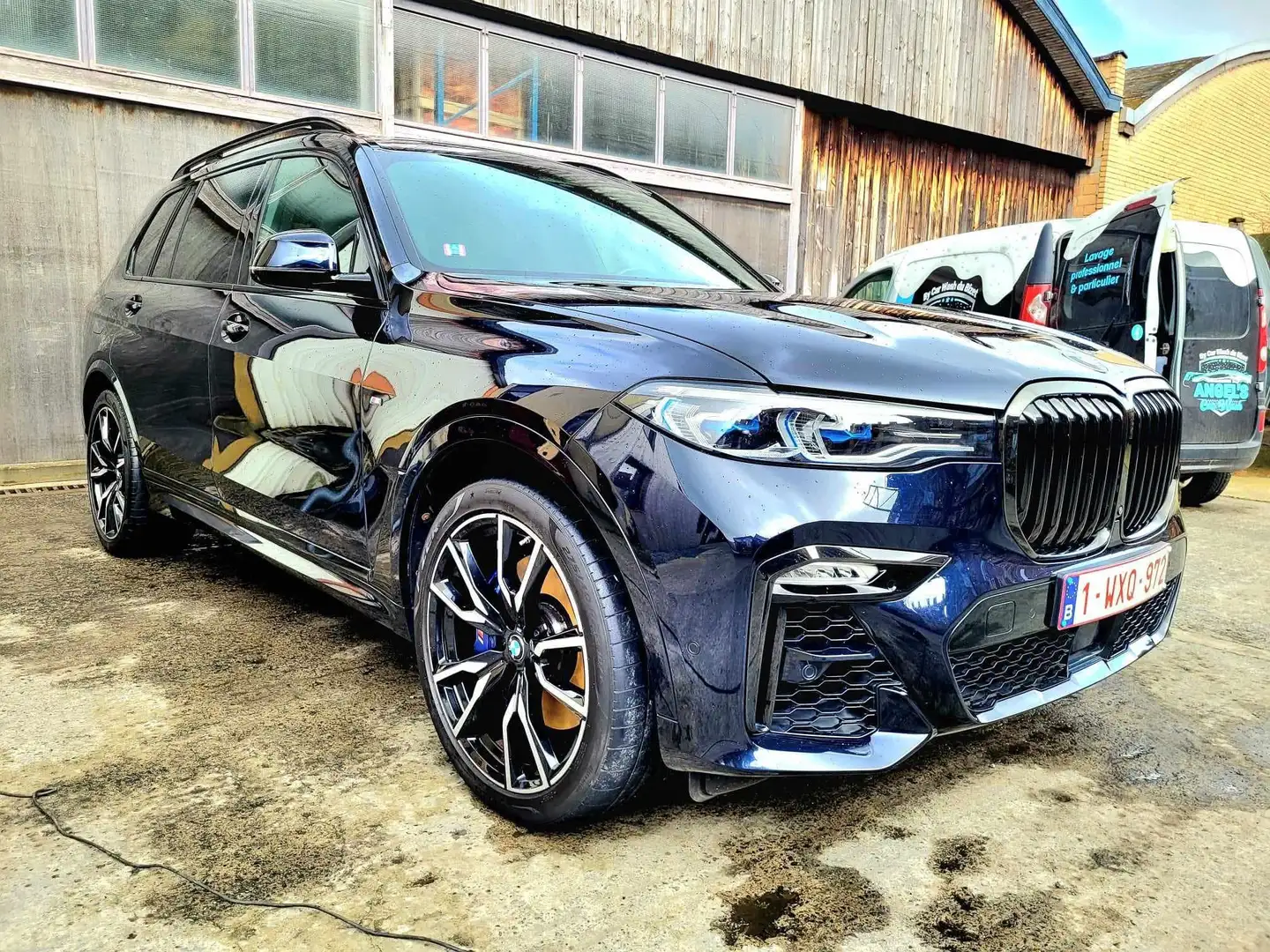 BMW X7 X7 xDrive30d 265 ch BVA8 M Sport Noir - 1