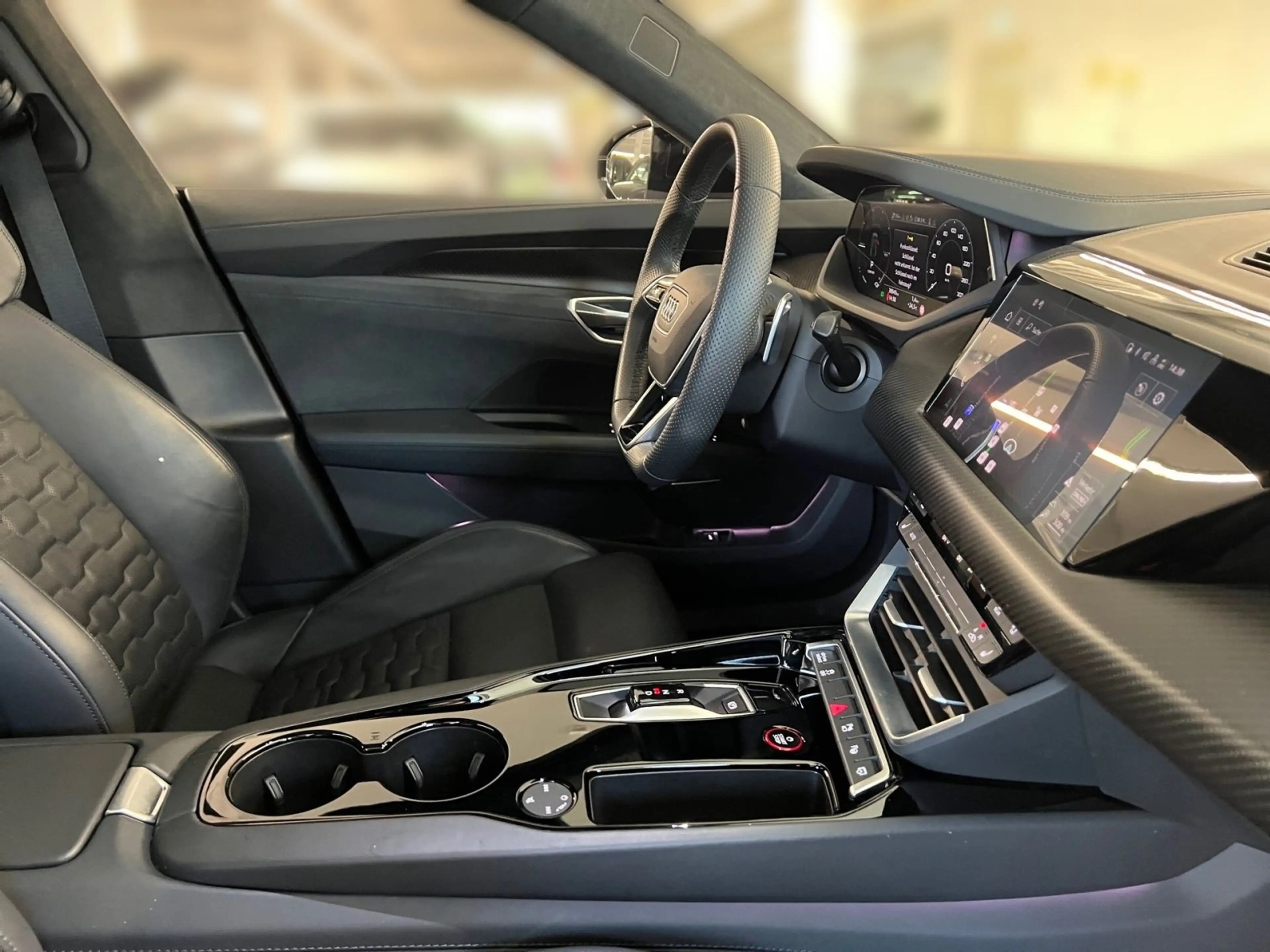 Audi e-tron GT B&O DAB HUD Laser Pano Tempoma — photo 13