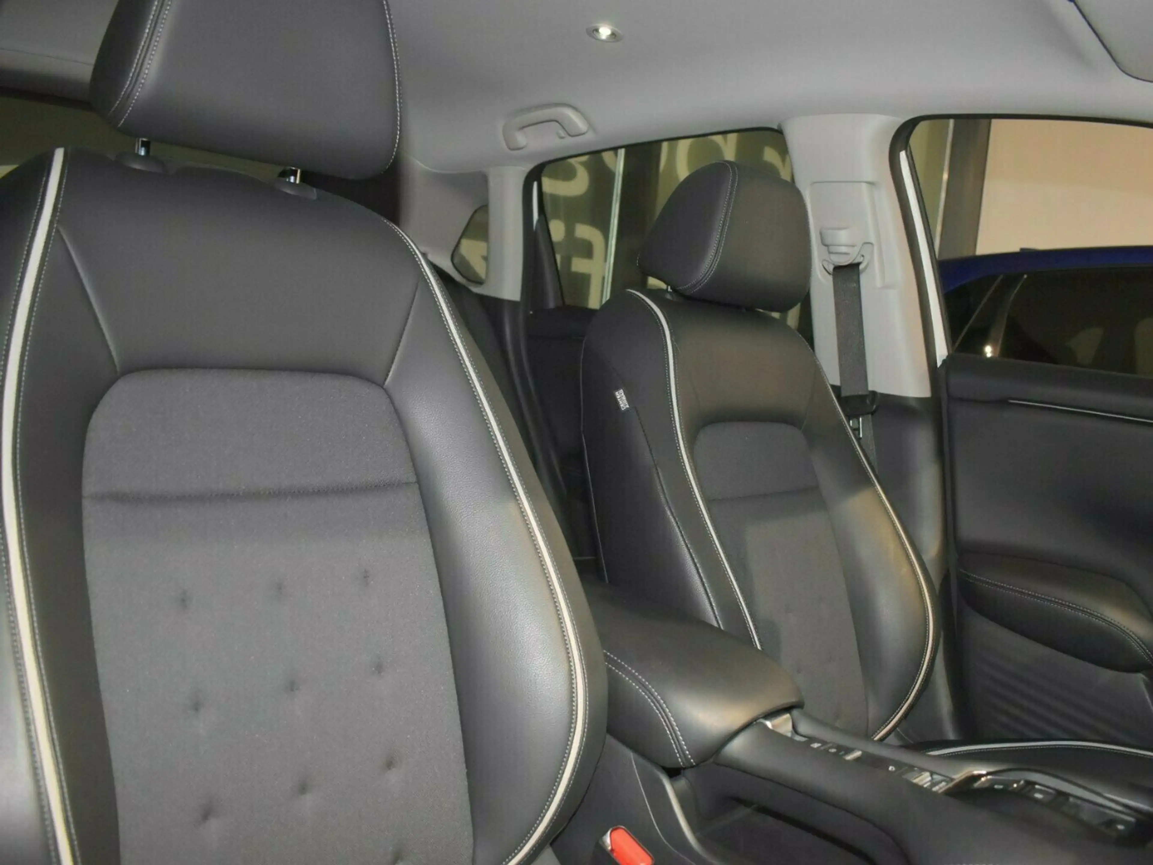 Honda ZR-V e:HEV Sport — photo 4